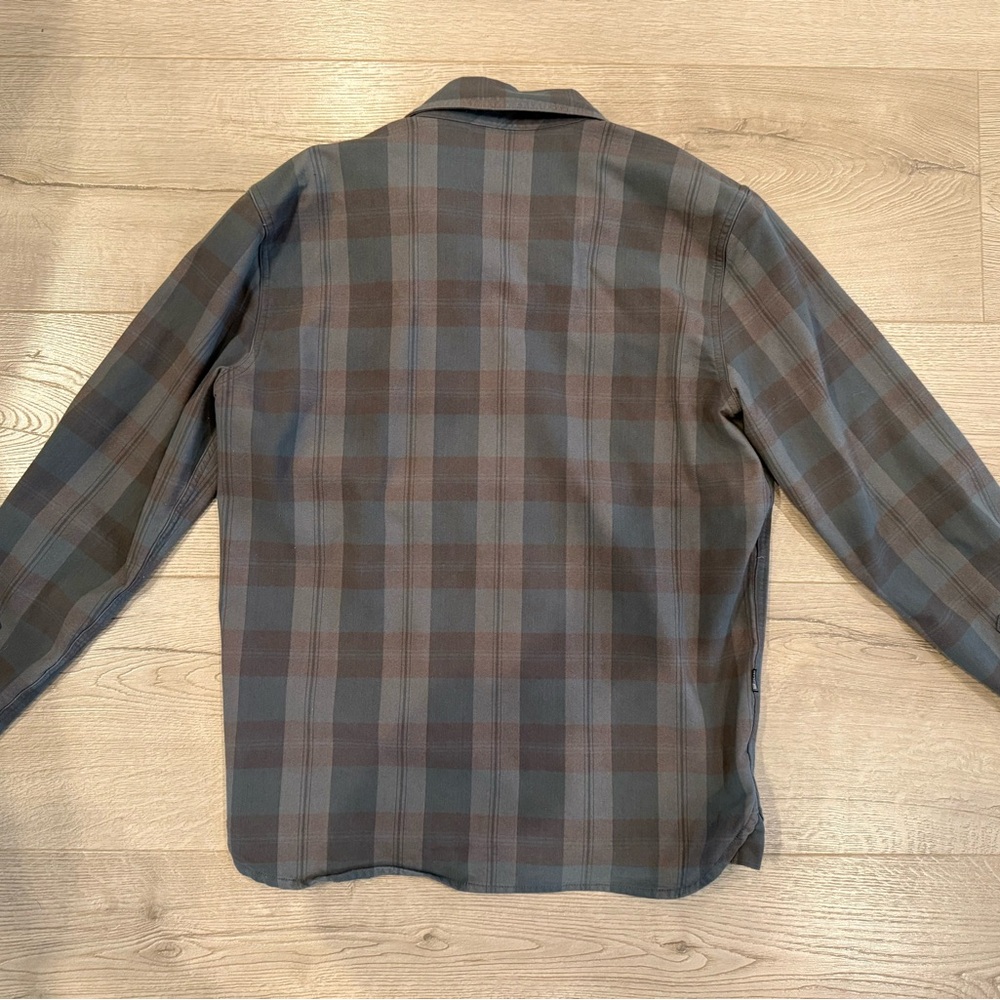 Muted Tone Plaid Button-Up Flannel Shirt - Picture 4 of 4